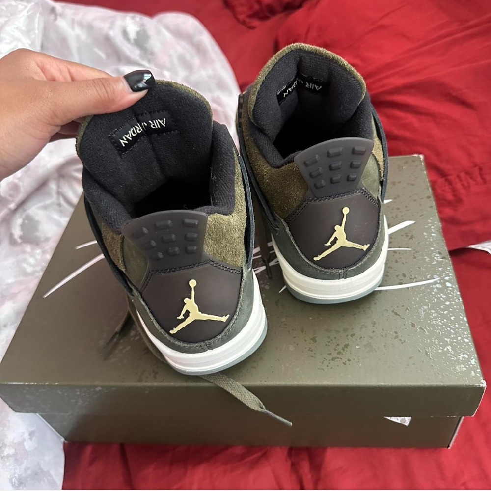 Jordan Kids Sneakers - Black and Gold
